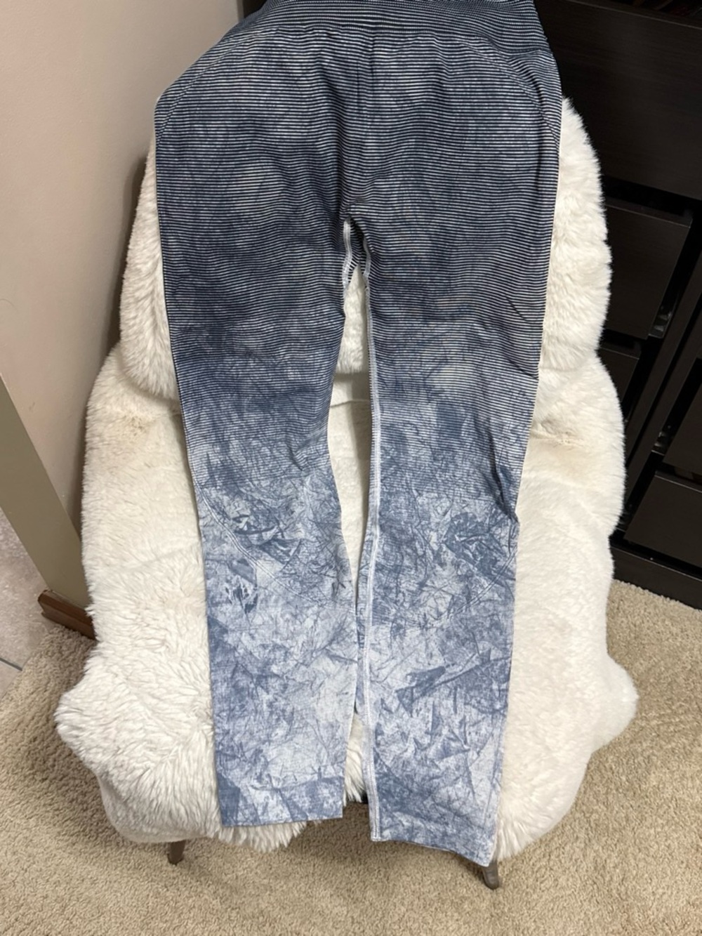lululemon athletica Blue Ombre Tie-Dye Leggings